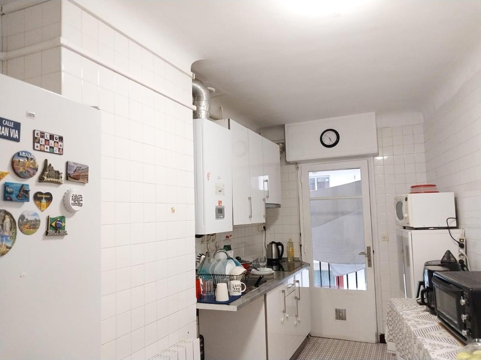 Econmic Room In A Private Apartament Hendaye Bagian luar foto